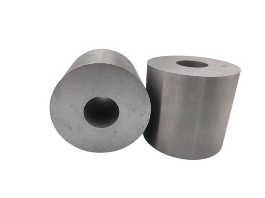 Precision Carbide Cold Heading Die High Strength voor de vervaardiging van bevestigingsmiddelen