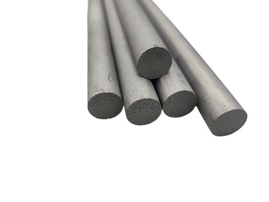 Standaard- en aanpasbare afmetingen van wolfraamcarbide-staven voor industriële toepassingen