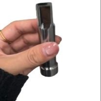 Polijsten van mallen voor bevestigingsmiddelen met speciale vorm, met staal en wolfraamcarbide materialen